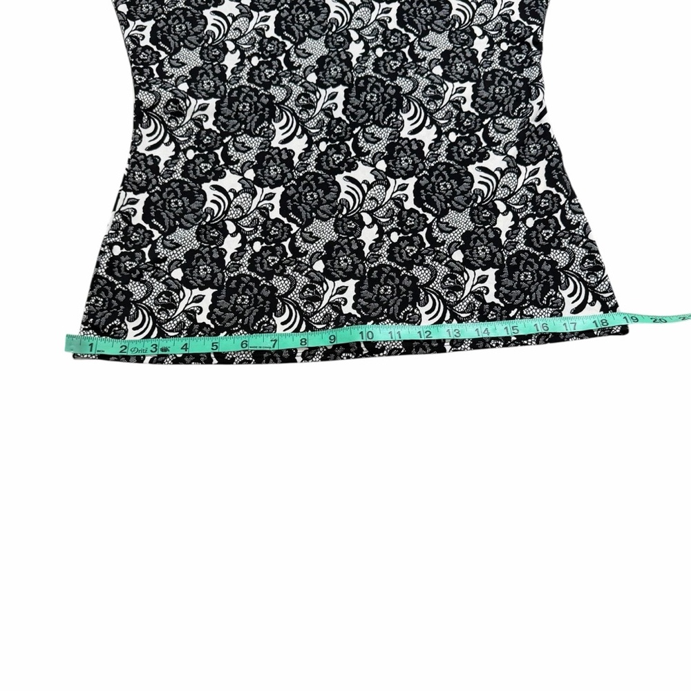 White House Black Market White & Black Floral Faux Lace Keyhole Tank - Medium - Picture 15 of 15